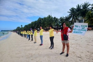 Boracay community appeals to save island from closure